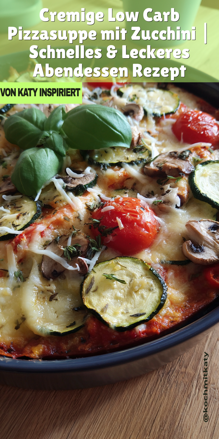 Low Carb Pizzasuppe mit Zucchini - Cremig & Lecker!